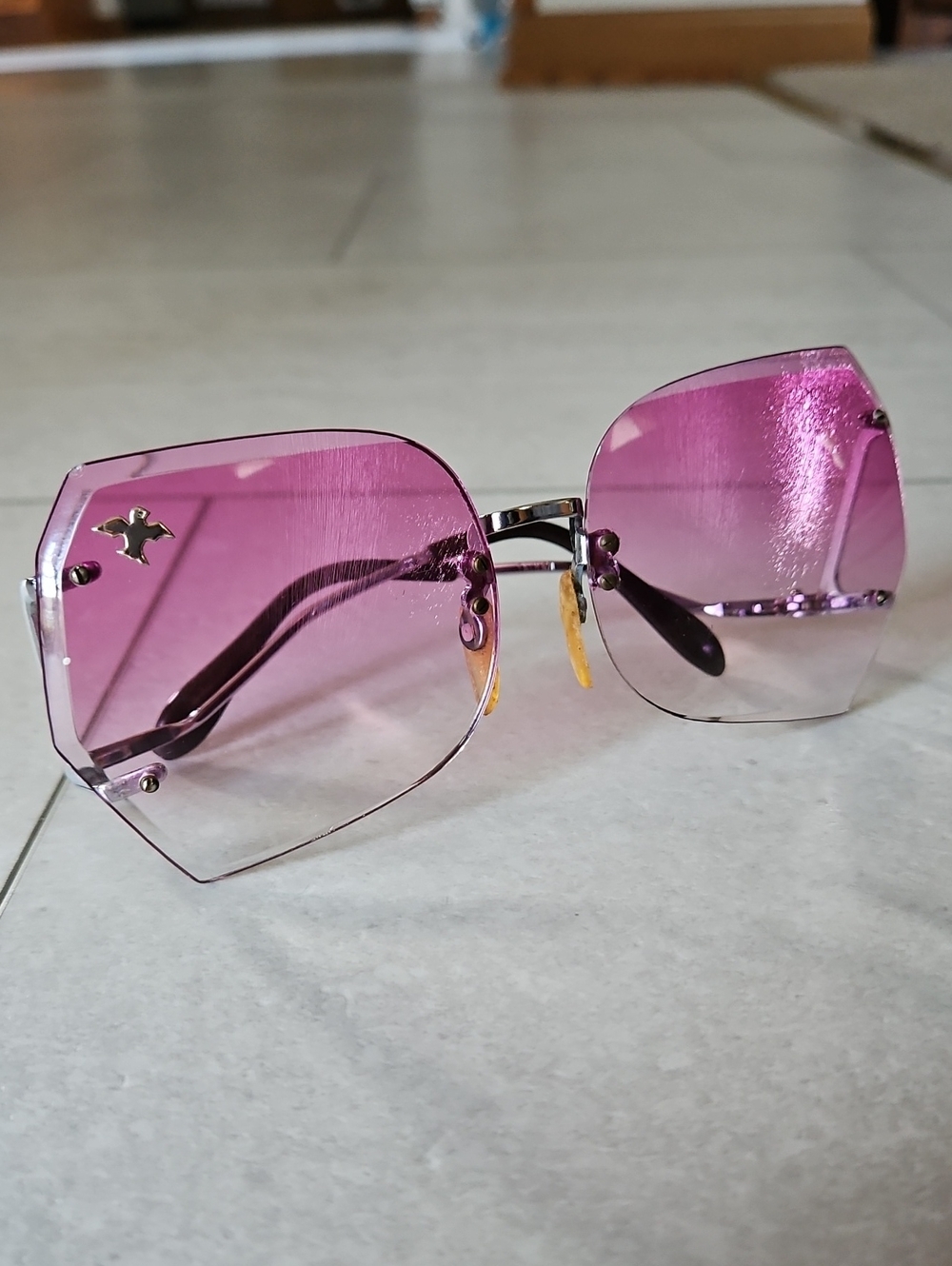 90s Chrys Dior Rimless Sunglasses – Pink Gradient Diamond Cut Lenses